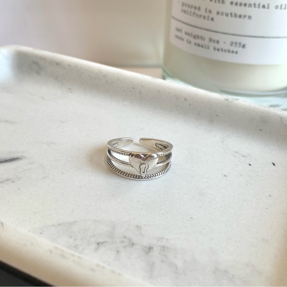 Silver heart ring, heart ring, hollow heart ring, stacking silver ring - Picture 4 of 6